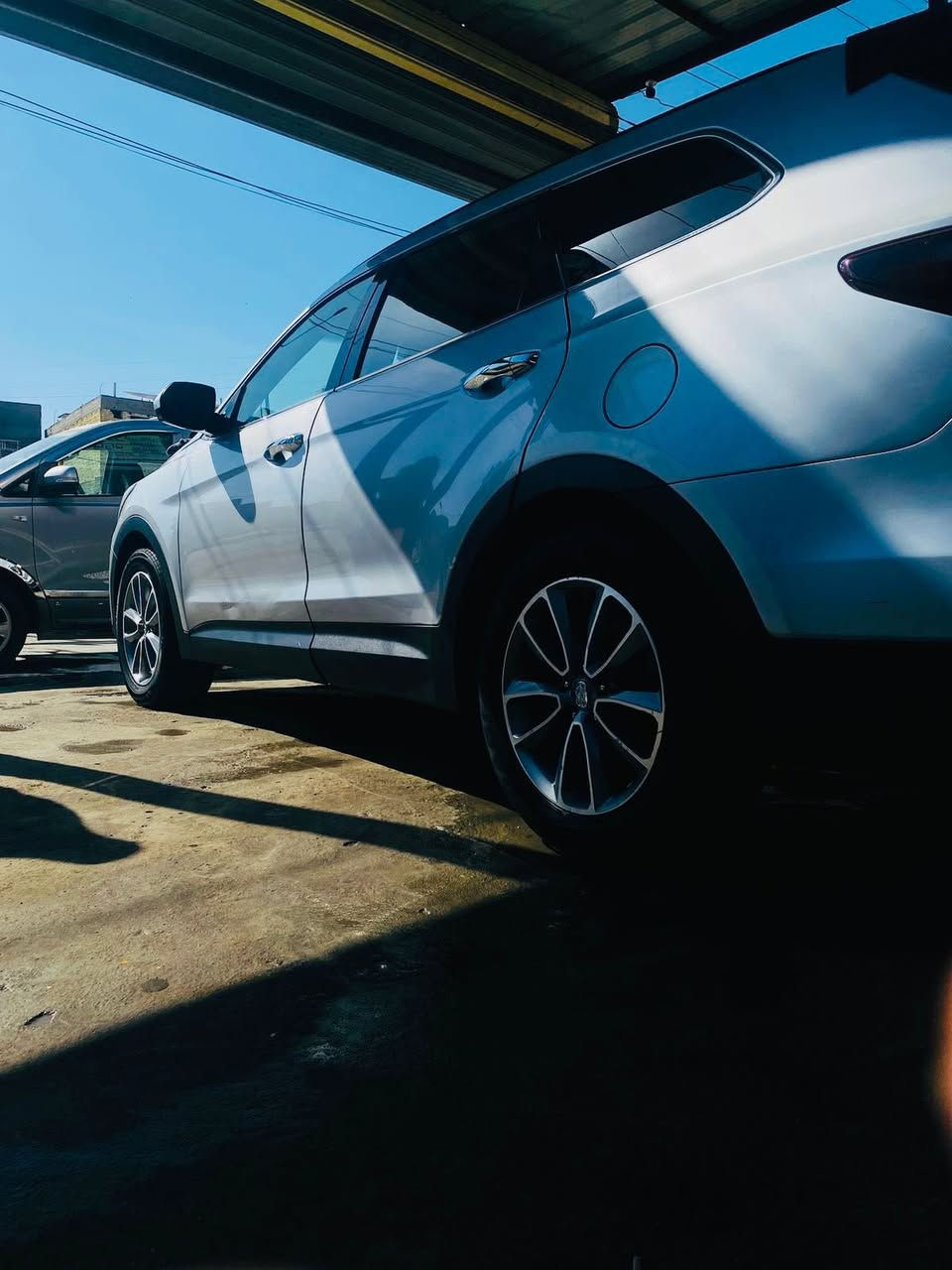 سنتافي كراند ٢٠١٧ 
سته سلندر 
سبعه راكب 
ثلاث قطع تبريد 
شاشه جبيره كامره حساسات 
سبعه راكب رقم ذي قار بسمي 
٠٧٨٣٠٩٦١٥٤


**إذا كنت صاحب هذا الإعلان وتريد حذفه لأي سبب، رجاءا أرسل رسالة إلى الدعم الفني**