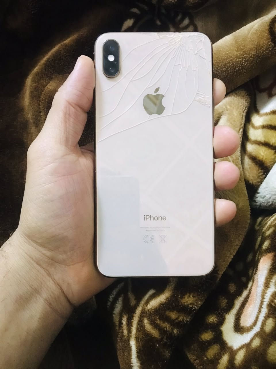 ايفون اكس اس ماكس بيع او مراوس
نضافة الجهاز ١٠٠ فقط الضهر مثل ما اموضح بالصور

الجهاز بلادي على وضع الشركه مامبدل اي قطعه 

ولا داخل صيانه ذاكرته ٢٥٦ بطاريته بلاديه ٧١ شرط اذا يصرف شحن تاخذه بلاش وتروح جهاز مكفول كلشي شغال فيس ايدي اتصال كامرات كزاز وين متريد تفحص

السعر ١٩٠ وبي مجال كلش بسيط جماعة ١٥٠ لتعلق

مكاني بغداد مدينة الصدر خابرني ع رقمي او واتساب 

***********
