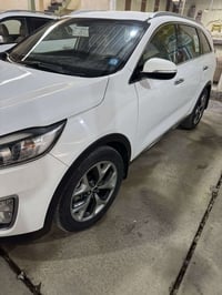 سورنتو ٢٠١٦ • ٦ سلندر • بدون صبغ