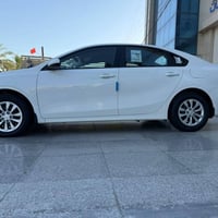 كيا سيراتو موديل 2024كفاله محرك 2000 مواصفات عاديه ماشيه ٦٨الف رقم بغد...