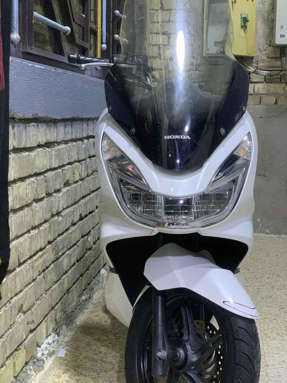 سلام عليكم pcx للبيع جيل ثاني ياباني اصلي 

لـون ابيـض صدفـي 

محرك 150 cc دراجه بحاله الوكاله جديده كلش ماشيه 18 الف جاهزه دراجه كل نقص ما بيها 

جامة طويله 
حساس ستان 
حساس زدحام 
كاسحه اصليه 
دراجه مكفوله كفالة عامة تأخذها ع فحص 
العنوان بغداد لمعرفه سعر اتصل ودلل 0773345574“ شراي اتصل ودلل


**إذا كنت صاحب هذا الإعلان وتريد حذفه لأي سبب، رجاءا أرسل رسالة إلى الدعم الفني**