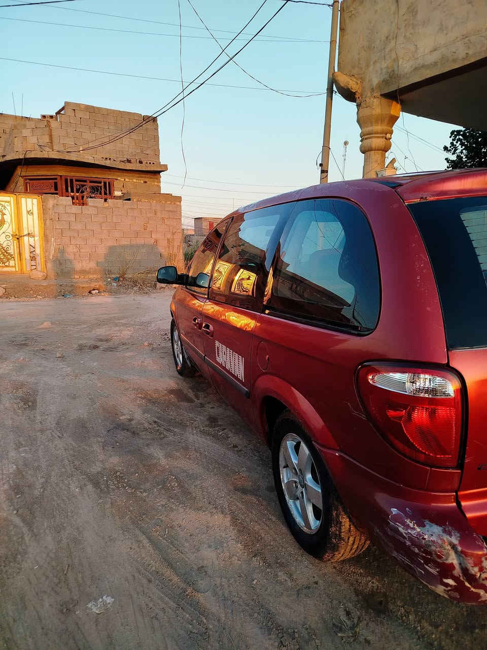 السلام عليكم
دوج كرفان موديل 2007 رقم بغداد مشروع وطني مكانها كربلاء محرك 3300 كير تمام السياره حداديتها فقط نص عمر تبريد تدفئه السعر 65وبيها مجال وترهم مراوس حسب القناعه للاستفسار ***********
