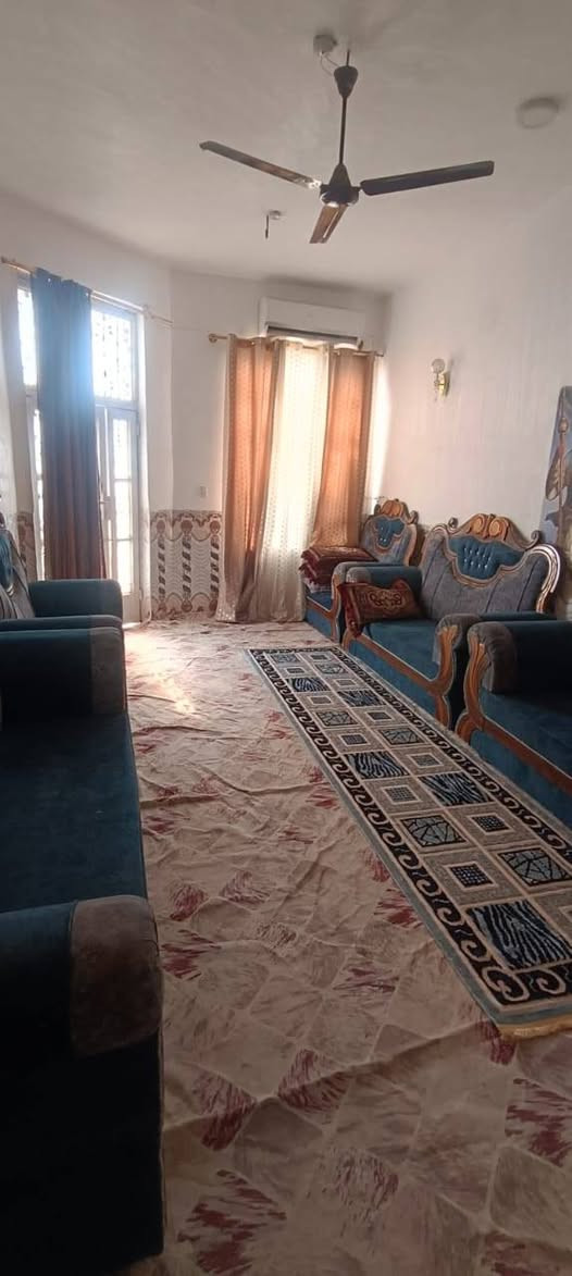 دور للبيع طابو زراعي سند 25
الموقع حله ابو غرق خلف المعهد التقني قرب السيطره
المساحات 
450 متر بسعر80 غرفتين هول مظيف مجمع صحيات ومطبخ
200م بسعر 70غرفتين هول مظيف مجمع صحيات ومطبخ
250 م بسعر 75غرفتين هول مظيف مجمع صحيات ومطبخ
كل البيوت بيها خدمات ماء وكهرباء وتبليط 
للاستفسار ***********

ا
