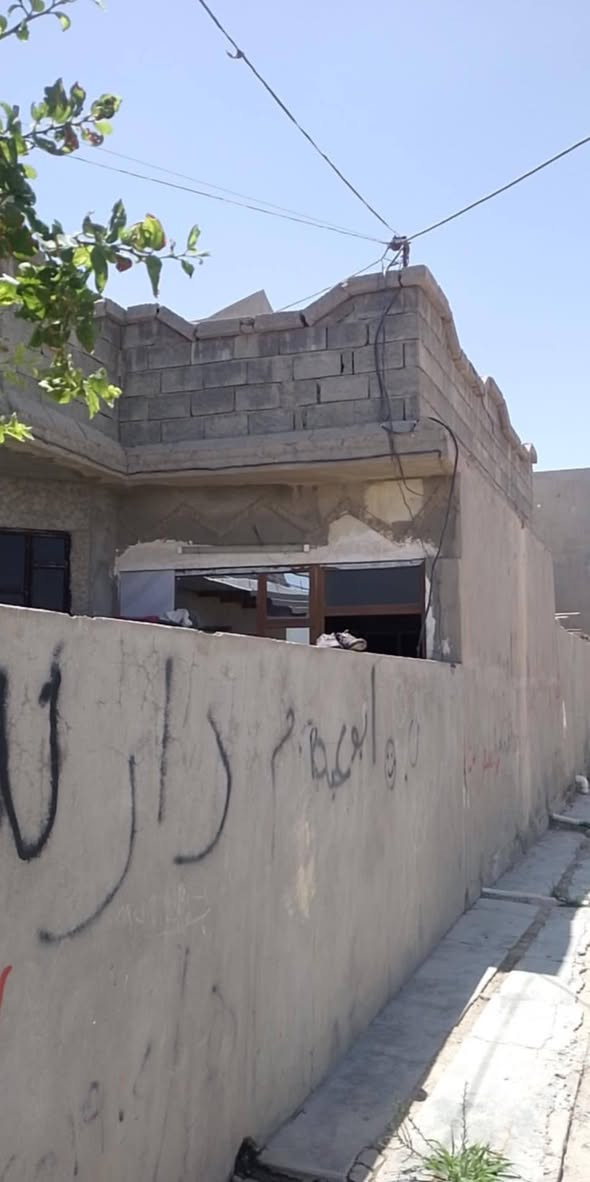 ***********
بسم الله على بركه الله الصلاه والسلام على رسول الله عندي هذا البيت 200 متر حي الوحده بيت رقم للبيع المراوس للبيع نهايته 68 قفل المراوس واميرهم اللي يريد خليه يتصل على هذا الرقم البيت 200 متر حي الوحده قريب على الجامع كركوك, العراق
