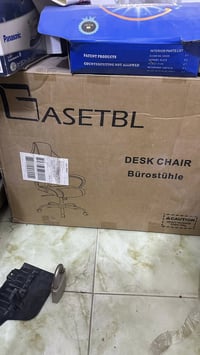 كرسي مكتبي • جديد • بلكارتونه