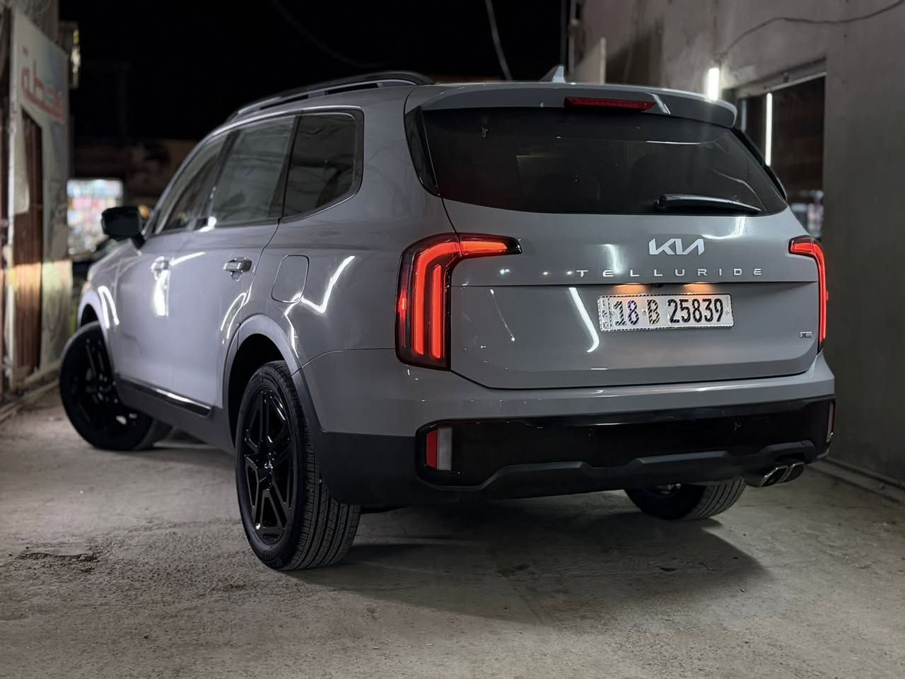 السلام عليكم
كيا تلورايد 2024 X-line
فول مواصفات 
شهداء بابل 
حادث موضح بالصور 
بدون دواخل بدون شاصي بدون لغد 
ارباك ستيرن فقط 
السعر 275 وبيها مجال بسيط 
للاستفسار ***********
