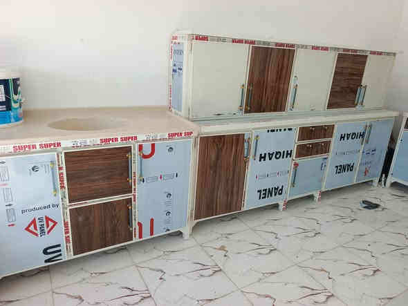 للبيع الستفسار على هذا الرقم ***********
العنوان بروانه شارع العلااوي قرب بناية البلديه معرض ابو حياة النمراوي
