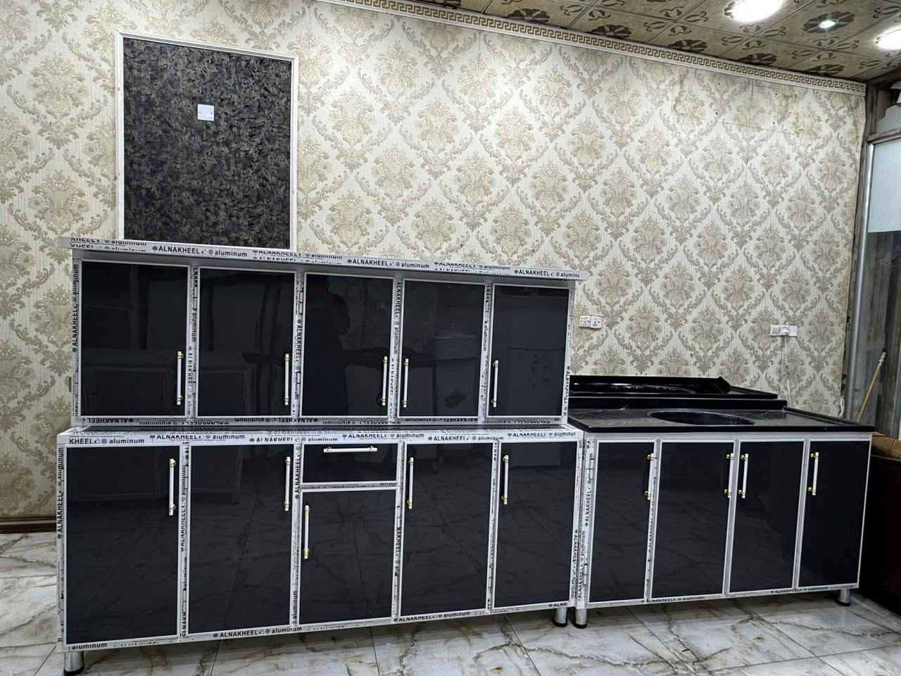 كاونتر بطول مترين وسنك بطول متر ونص، مرمر جديد تفصال بحالة ممتازة ونظيف جداً
📍 العنوان: نهاوند، شارع عشرين، مقابل صيدلية هبة.

💰 السعر: 550 ألف دينار فقط.

السعر مناسب للاستفسار مراسلتنا على الخاص


**إذا كنت صاحب هذا الإعلان وتريد حذفه لأي سبب، رجاءا أرسل رسالة إلى الدعم الفني**