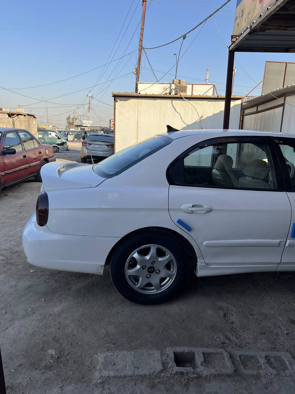 سوناتا 2000 جاهزه من كلشي صدر جديد مكينه وكير مكفولات مكينه 6V. 2700.   مصبوغه اثر جراد وصورها قبل الصبغ موجوده كهرباييات كامله بلاديه السياره ودمام وشاشه كار بلي تدفئ او تبريد  وخير من الله سعر 50 وبيها مجال شي بسيط


**إذا كنت صاحب هذا الإعلان وتريد حذفه لأي سبب، رجاءا أرسل رسالة إلى الدعم الفني**