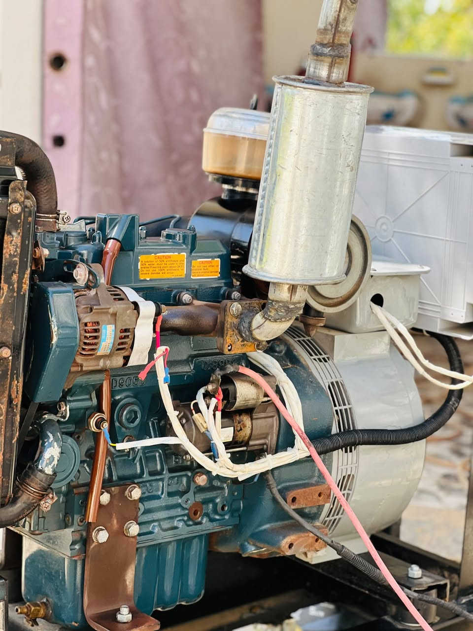 كابوتا 3 بستم اوربي مامشتغل بلعراق
بعده جديد نضافه 100%
تشغيل واطفاء اوتو ونظام حمايه
توليد 8 كيفي
للاستفسار ***********
