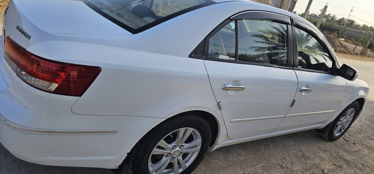 سوناتا خليجي ٢٠٠٩ كفاله
سونار مرفق فقط بارد بسيط
محرك ٢٤٠٠
رقم اربيل انكليزي ٢٠٣٠
كير محرك صدر تايرات تبريد كله فول 
السعر ١٢٢
***********
