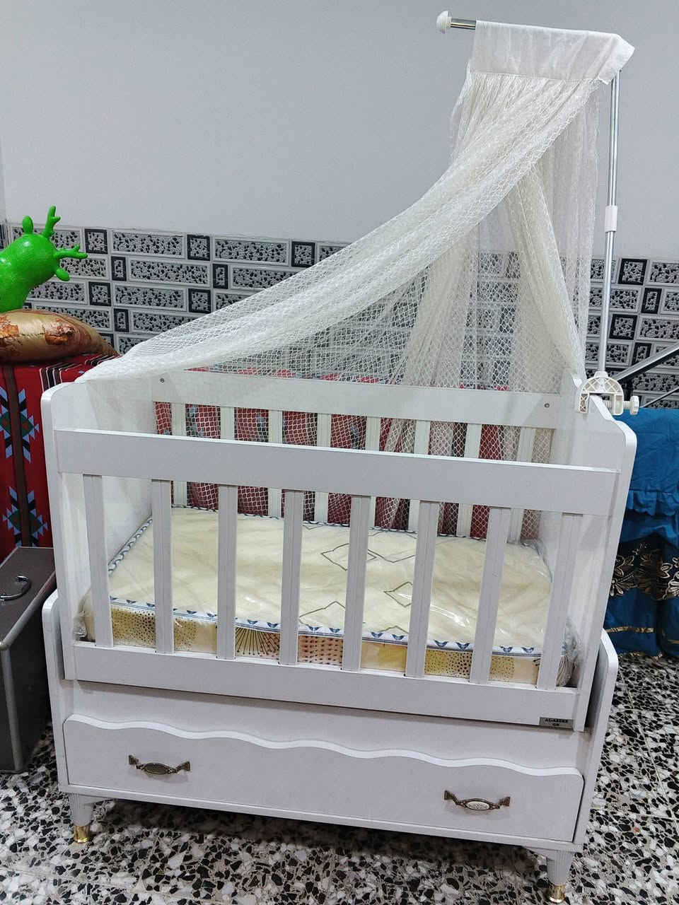 كاروك اطفال من حديث الولادة لحد عمر 4 سنوات نظيف اخو الجديد بـ 130 وبي مجال بسيط مكاني الزعفرانية نهاية اربع شوارع


**إذا كنت صاحب هذا الإعلان وتريد حذفه لأي سبب، رجاءا أرسل رسالة إلى الدعم الفني**