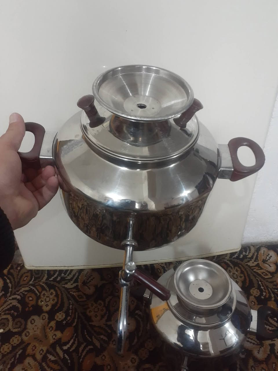 كتلي   ستيل   عدد  ٢    سعرهم   ٢٠  الف 
   ياخذ  ٣ ونص لتر
غير    مستعملات    
ممكن    يصير   القوري  مال  الجاي   فوكاه   مثل  السماور


**إذا كنت صاحب هذا الإعلان وتريد حذفه لأي سبب، رجاءا أرسل رسالة إلى الدعم الفني**