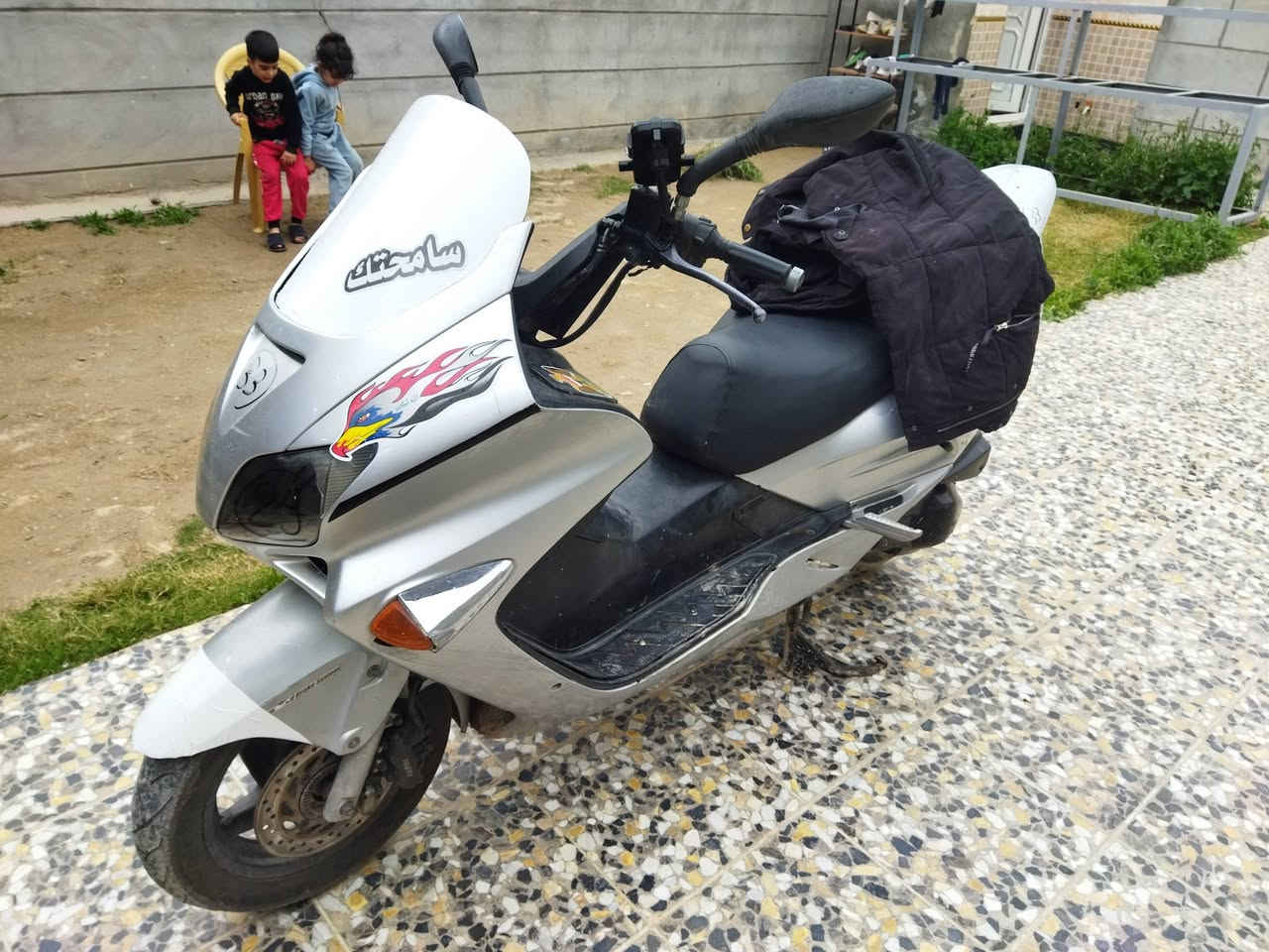 دراجه ام اف صفر6 دراجه حلوه نكره صلف محرم بلادي السعر مليون و100.  ***********
فلوجه
