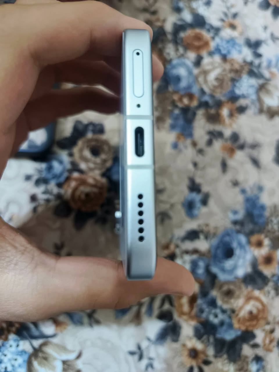 بوكو F7 جهاز نضافه 100 تجي تفحص كامل ملحقات شاحنه كامل ملحقات كارتونه موجوده شاحنه الاصليه 90 واط  مراسله واتساب *********** سعره525 وبي مجال حك جي مكاني بغداد البياع حي التراث يم تقاطع درويش ماعندي توصيل
