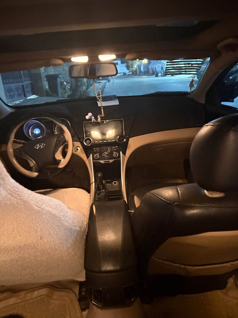 سلام عليكم سوناتا 2011

موصفات بصمه

بانورما 

تبريد مركزي 

مرايه شفط 

كشن جلد كهرباء سايق فقط 

شاشه أندرويد جديد 

محرك 24مرغوب مفتوح اثر تبديل كازكيت كير شرط 

سياره باسمي رقم أربيل الماني وبي بطاقه بنزين 

سياره بدون صبغ بدون تبديل ليبل واحد فقط شخوط وبارد بسيطه
السعر خاص كركوك, العراق


**إذا كنت صاحب هذا الإعلان وتريد حذفه لأي سبب، رجاءا أرسل رسالة إلى الدعم الفني**