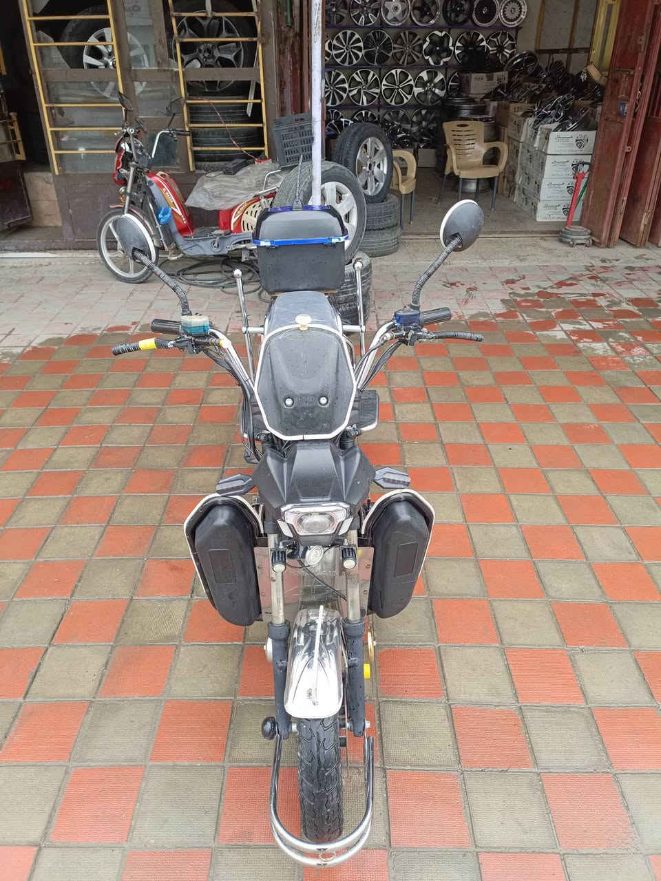 سلام عليكم موطور جبلي السعر ٥٥٠ ))))***********
