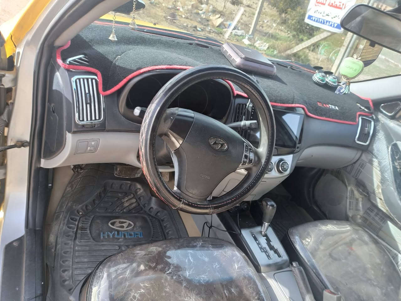 السلام عليكم النتره مقدسه 2010 بيه جاملغ امامي وجاملغ خلفي مكينه بيه خيط بخار
بسمي رقم دولي هزه جديده مصفره من كلشي 
مكاني بابل قرب العلويه شريفه 
‏‪0788 265 1756‬‏

90 وبيه مجال
