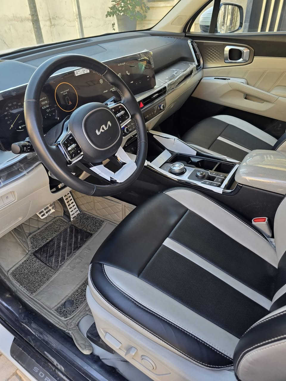 السلام عليكم للبيع سورنتو 2025 اربعه سلندر مواصفاتها مال سته سلندر تجي سبعه راكب 3قطع تبريد داتا شو شاشه متصله صندوق كهرباء اوتو هولد سايد بريك دكمه كير موس شفتات ستيران وهواي مواصفات بعد بيها السياره جديده حيل مكفوله كفاله عامه ماشيه 19 الف رايدها ب280 للاستفسار الاتصال ***********
