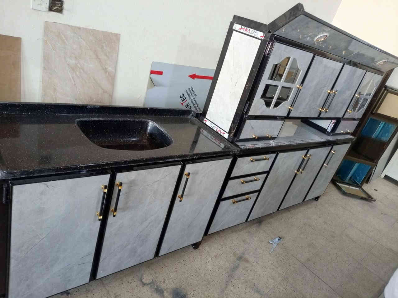 مستعد لشراء الكاونترات والمعارضه مع الجديد .
متاح .
كاونترات جديده وشغل توصي وباسعار مناسبه .سعر الكاونتر 375 الف .العنوان قادسيه 2 قرب جامع ذياب العراقي .
***********
***********
يحتوي واتساب
