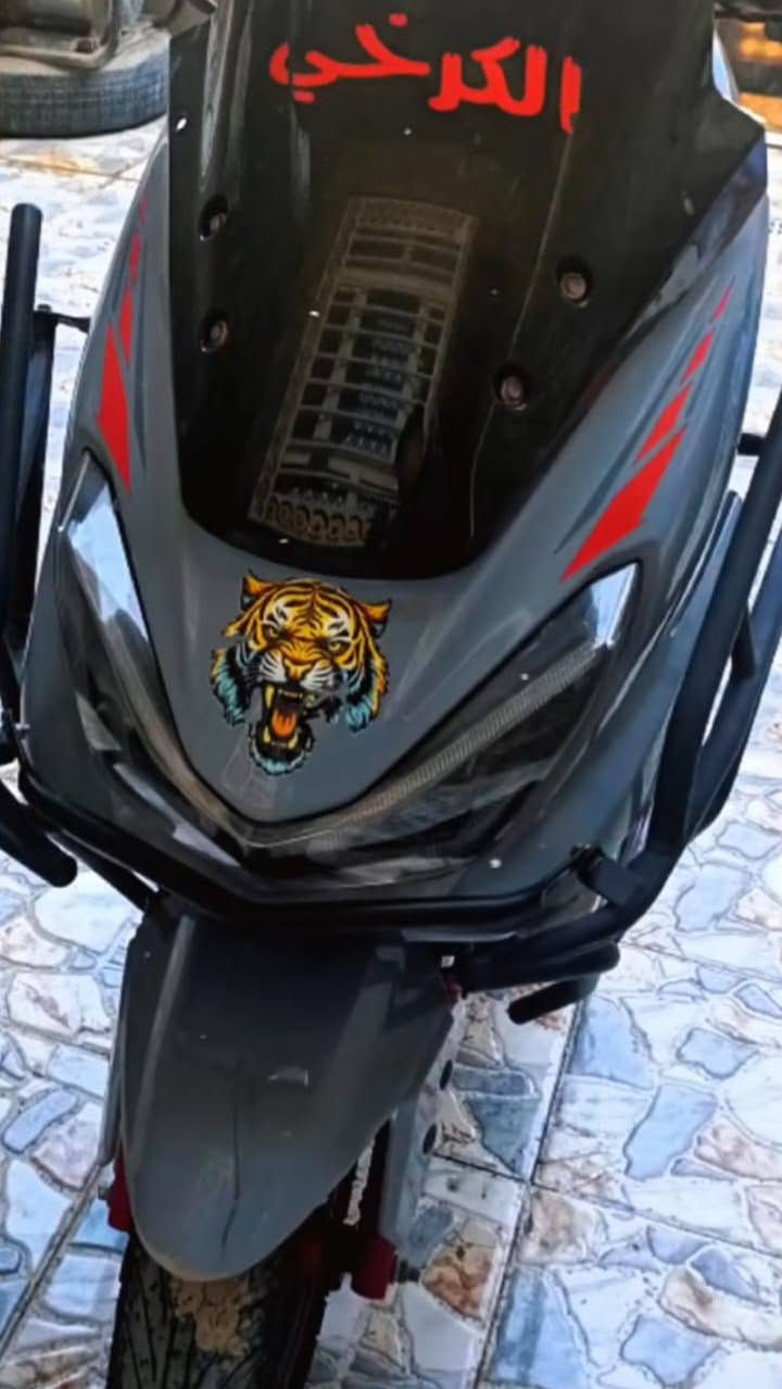 السلام عليكم عندي دراجة كوست 2025 جديدة نقص بيها ملف المصلح يكول لأن اني تاركها بس سالت المصلح كل الي العطل السعر 650 وبيها مجال العنوان ديالى حي الربيع قبل تقاطع القدس للاستفسار الخاص مفتوح أو على الرقم *********** اني باخدمتك
