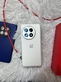 شبابنة الغالين للبيع one plus 13  النسخة العالمية لون الابيض  ذاكرة 51...