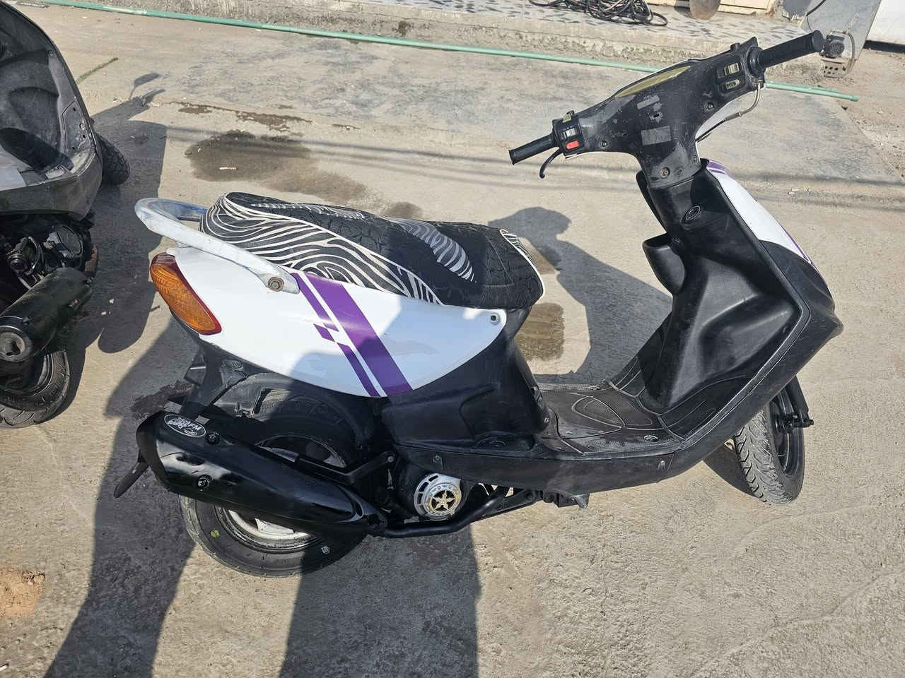 سلام عليكم  دراجه ماكس قجمه لبيع نضيفه بشكل دراجه سعره ٣٥٠
***********
