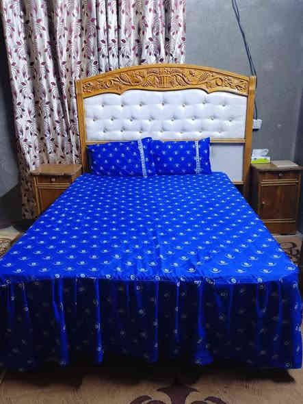 سلام عليكم غرفت اخشاب خشب عراقي البيع السعر 750قفل بدون عمله ما متوجد عل خاص المشتري يتصل 
***********
