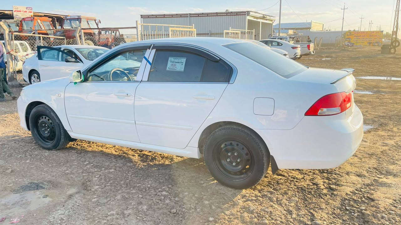 سلام عليكم أوبتيما 2010بانزين دوش
دخول جديد سياره بالكارتون 
كصة جنطه 
ارقام اصليه اربيل الجديد سنوية ل ٢٩ 
مكينه كير تبريد شرط 
باتري وتخم تاير جديد 
المكان واسط  
السعر علق ودخلك او تتصل ع الخط
***********
