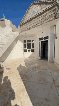 دار للبيع 
مساحة 100 متر 
الموقع بنجاعلي
قرب سوك 
سعر ٣١ مليون وبي مجال 
***********
***********
