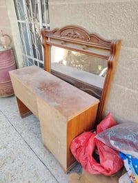 نفرين تركيه • ميز تواليت خشب • الرمادي ٥ كيلو