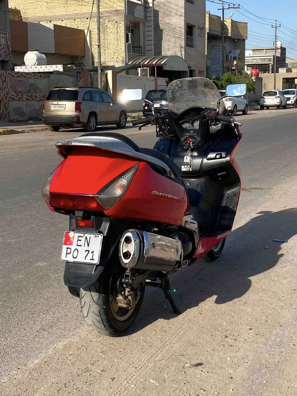 سلفر ونج 600
دراجه خير من الله تخبل شلعه معدل تاكل الكاع 
سكيورتي 
فجوج وياله ذهبي علايم ذهبيه
اوفر مود 
دشبول نفخ 
ماصده كرستال 
دشبول ازرك
كفرات بلاديه مابيهة صبغ كهربائيات كلهة شغاله
ABS
تايرات جدد 
بيهة نواقص بسيطه وملاحضات
سعر مليون و650 وبيهة مجال بسيط 
مكان بغداد الشعب 
.
هـ***********
