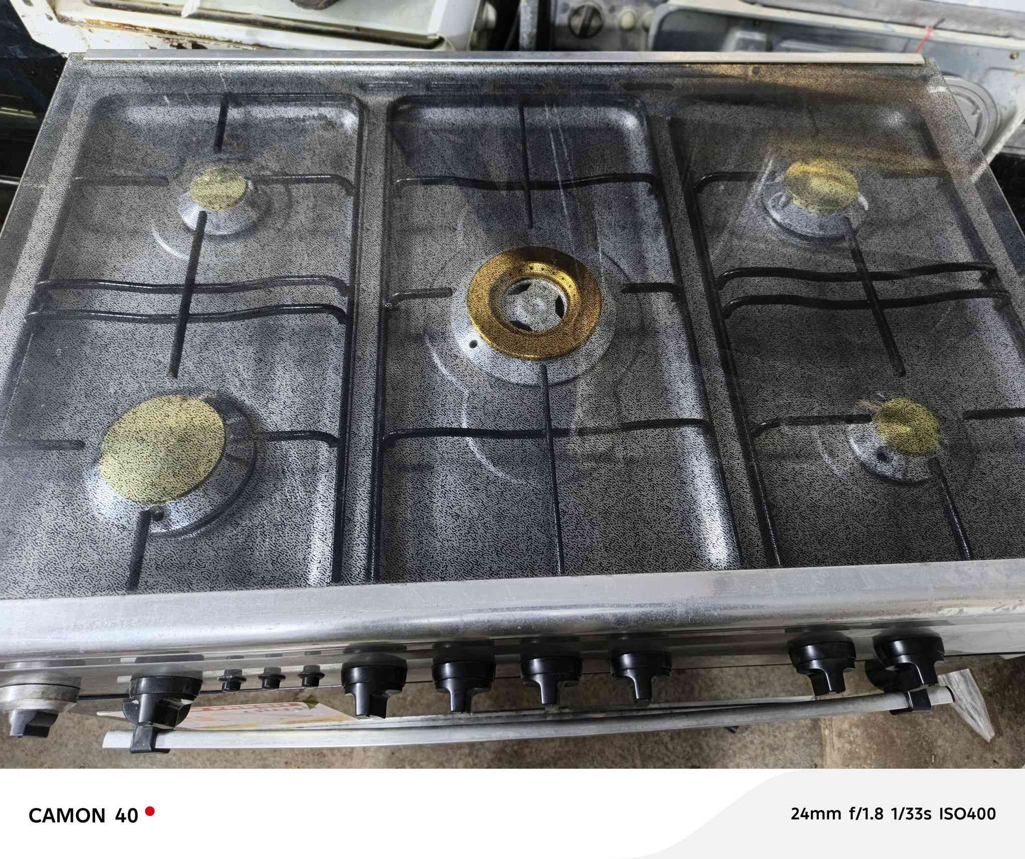 طباخ فريش مصري شغال عيون وأفران على الفحص نار زرقاء نضيف١٠٠/١٠٠ السعر ٢٦٠ ألف وبيه مجال عنوان قرب ساحة التمثيل خلف عمارة حسين القفطاني رقم الهاتف ***********
