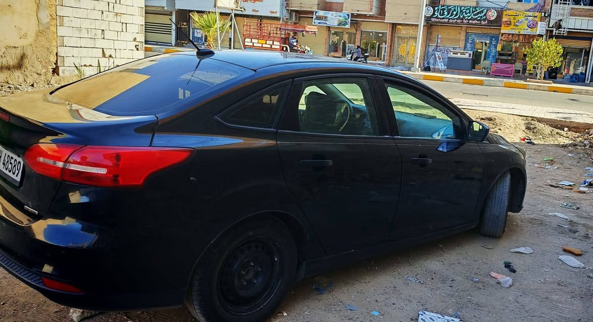 للبيع فورد فوكس موديل 2016، السيارة بحالة ممتازة
المواصفات:
​المحرك والگير: ماشاء الله، ما بيهم أي نقص، صيانة كاملة 
​كهربائيات: كل شي بيها شغال
​نظافة السيارة: السيارة مهتم بيها كلش، ميكانيكياً وكهربائياً لا تفتح بونيد ولا تحير، بس شغل وتوكل.
​الإضافات: كاميرا خلفية، وكل تفاصيلها الكهربائية مضبوطة.
السياره بيها جاملغ عكس جهة السايق وبنيد شبر غير هيج السياره مابيها شي وشويه رصعات وخدوش 

​السعر: [٨٥ ] وبيها مجال للطيبين 
​
للتواصل: [***********]
