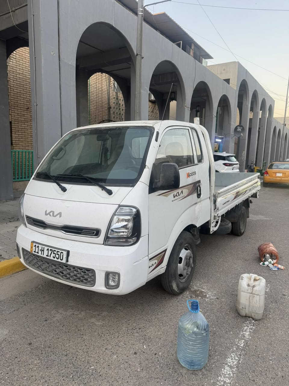 سلام عليكم
كيا فحل  ٢٠٢٤
بيها اضرار بسيطة ومصلحة 
السعر ١٥٠ ورقة قفل  
للتواصل واتساب ***********
