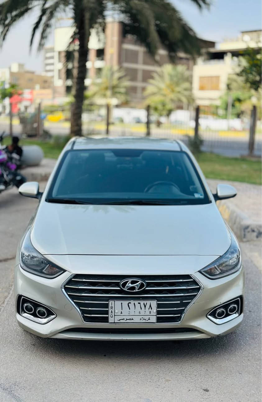 السعر 104 للاتصال*********** 
السلام عليكم للبيع اكسنت 2019 امريكي حادث جاملغ خلفي وباب بدون دواخل السونار مرفق بل منشور ماشيه 100 الف مواصفات نص فول تحكم ستيرن جهتين كامره دوراه شاشه تلفزيون شاشه اعطال نظام ECO + نظام قياده sport محرك 1600 ما مفتوح كير AT المرغوب سياره جاهزه اي نقص ماكو محرك وكير وحداديه وتبريد وتدفأه بحاله ممتازه رقم كربلاء تحويل مباشر مكان السياره كربلاء السعر 104 وبيها مجال بسيط للاتصال*********** كربلاء, العراق
