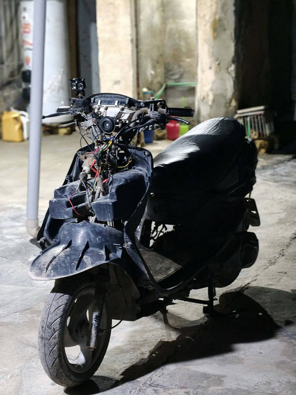 سلام عليكم
عندي فراشه ودولفين للبيع
الدولفين يرادلها ترتيب كفرات

الفراشه كامله

الفراشه ب٣٠٠ وبيها مجال
الدولفين ١٧٥ وبيها مجال

***********
مكان دوانيه قضاء الشامية
