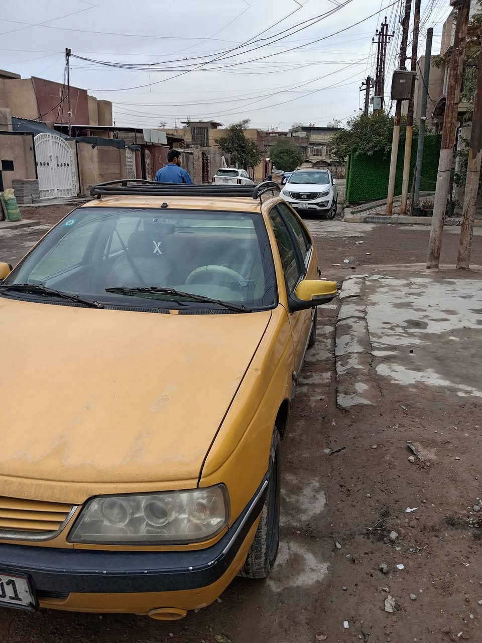 السلام عليكم سياره بيجو لميس مديل ١٦ رقم دولي كربلاء تحويل ثاني يوم سياره بلاديه بس المكينه بيهه خيط بخار اجازه تبريده شغال تايرات جدد العنوان بغداد رئاسة العبيدي سعر ٣٧ وبيهه مجال  رقم التلفون ***********
