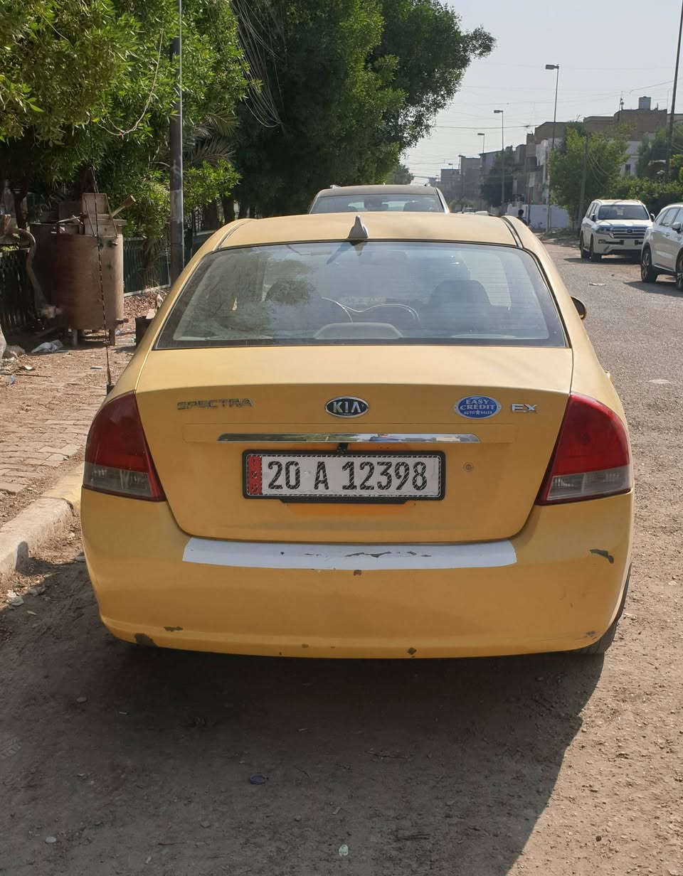 السلام عليكم
اسبكترا للبيع موديل 2009 حجم المحرك 2000 امريكي حادث بابيين مثل ما موضح في الصورة رقم ديالى  دولي انكليزي هزة مرور جديدة سيارة بأسمي تحويل ثاني يوم : تبريد ثلج مكينة و كير  خير من الله
حدادية جيدة جدا  ... مشط الاستيرن 70%
مكاني بغداد 
السعر 77 و بيها مجال بسيط 
الإتصال《 ***********》
