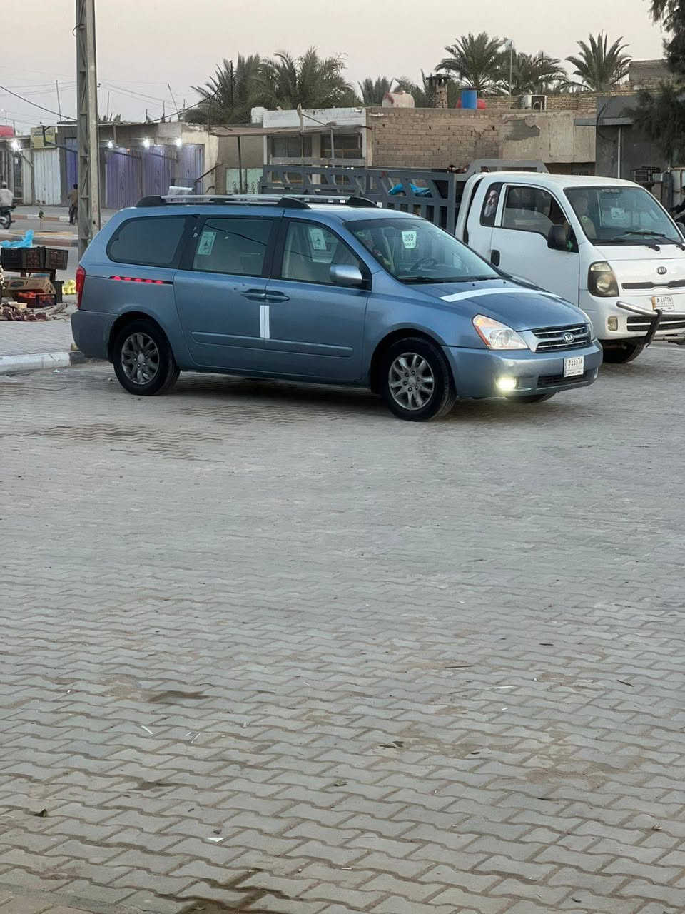 سلام عليكم كيا سيدونا موديل 2006 بيهه الابيبان سلايت مبدلات فقط وصبغ عام الجماليه تبريد ثلج كير ومكينه شرط وتخم تاير مكان السماوه رقم الهاتف ***********
