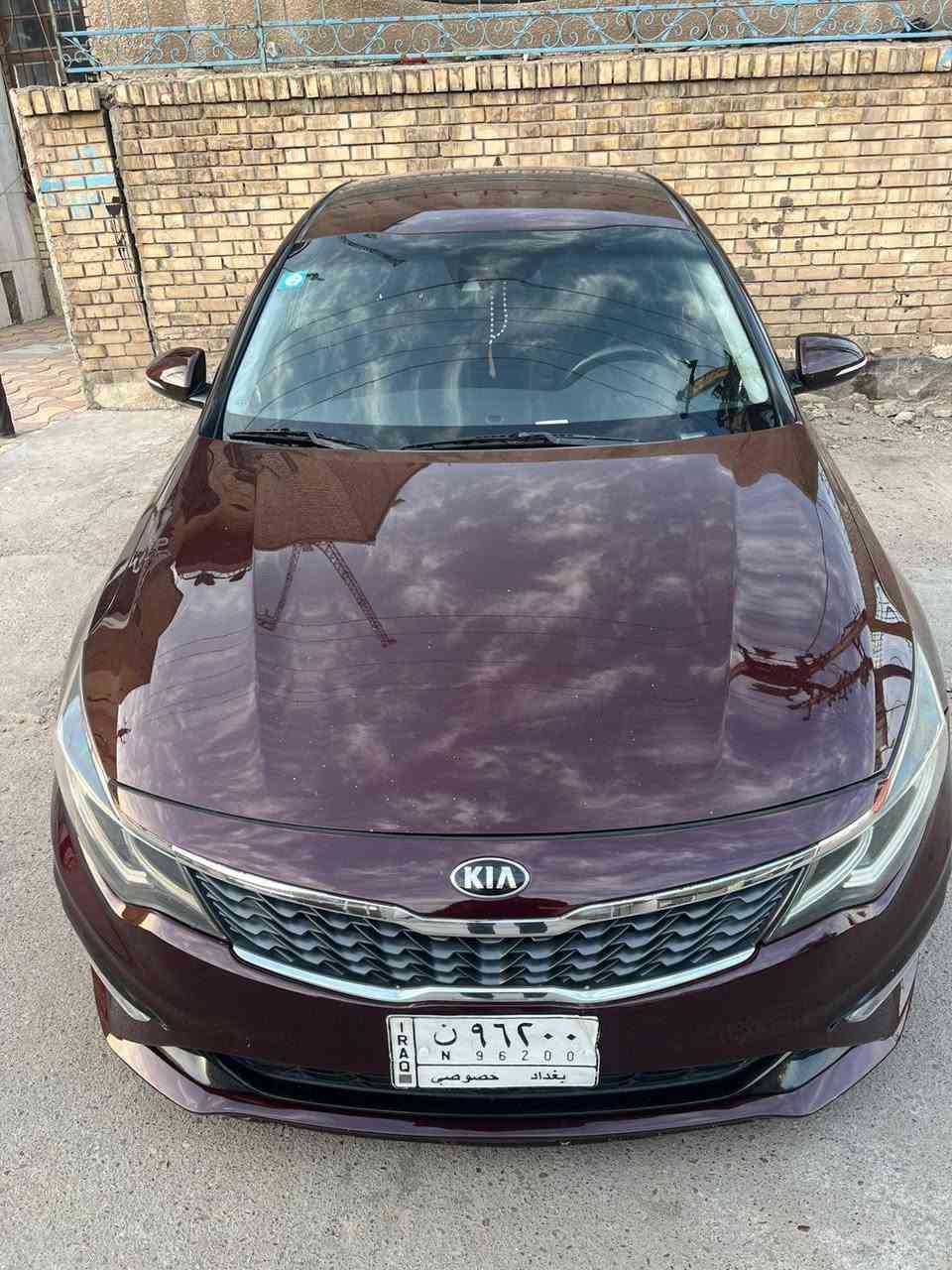 KIA OPTIMA FE 2019 
أوبتيما FE 2019 
وارد أمريكي حادث قطعتين 
بدون إيرباك بدون دواخل ✅️
⚙️محرك 4 سلندر 2.4L

مواصفات FE 
🟥رادار أمامي (مانع تصادم)
🟥تحديد مسار
🟥حساس خلفي
🟥قيادة ذاتية
🟥تحكمات ستيرن
🟥مثبت سرعة
🟥شاشة أعطال
🟥شاشة لمس كبيرة
🟥كاميرا خلفية
🟥LED نهاري
🟥إشاير بالمري

كاملة بدون أي نواقص ✅️

ماشية 72 ألف
مرقم بغداد بإسم شخصي تحويل مباشر ✅️
مكان السيارة بغداد/شارع فلسطين 
 
السعر 13,500$ 

للإستفسار
***********

