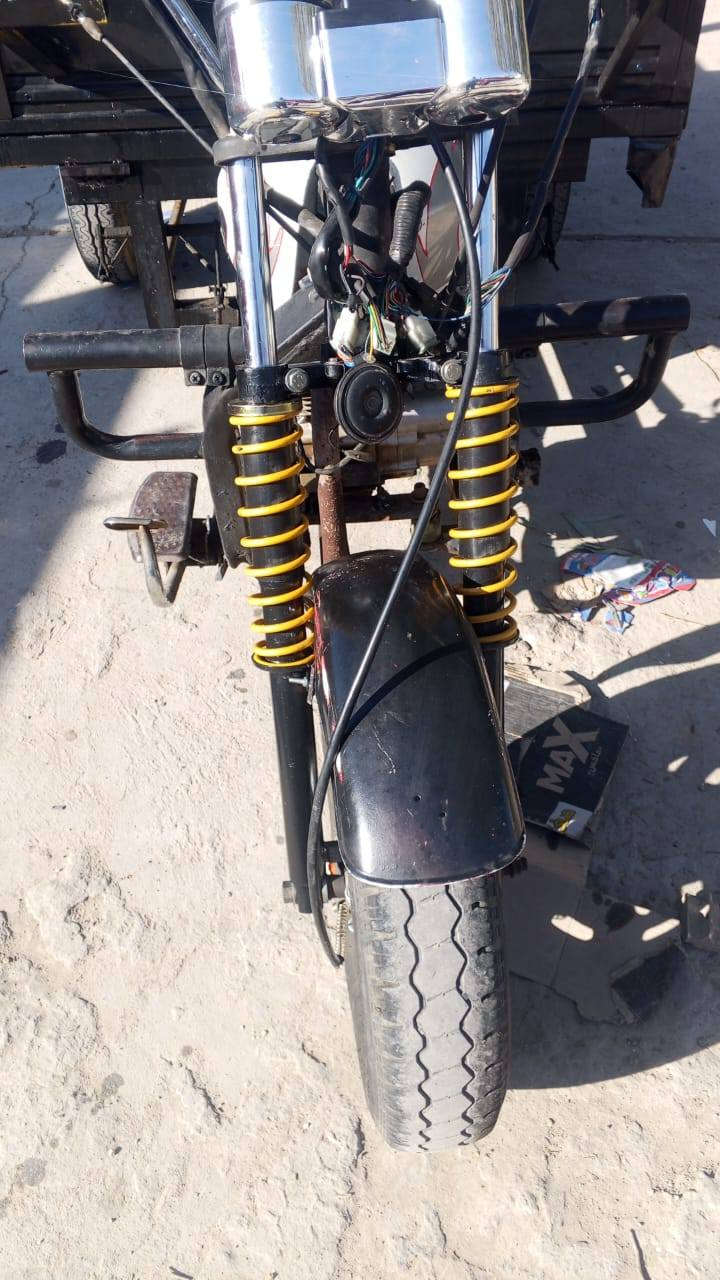 ستوته ديوان لبيع سعره 550وبي يريده بصيطه 
بغداد شهداء سيديه


**إذا كنت صاحب هذا الإعلان وتريد حذفه لأي سبب، رجاءا أرسل رسالة إلى الدعم الفني**