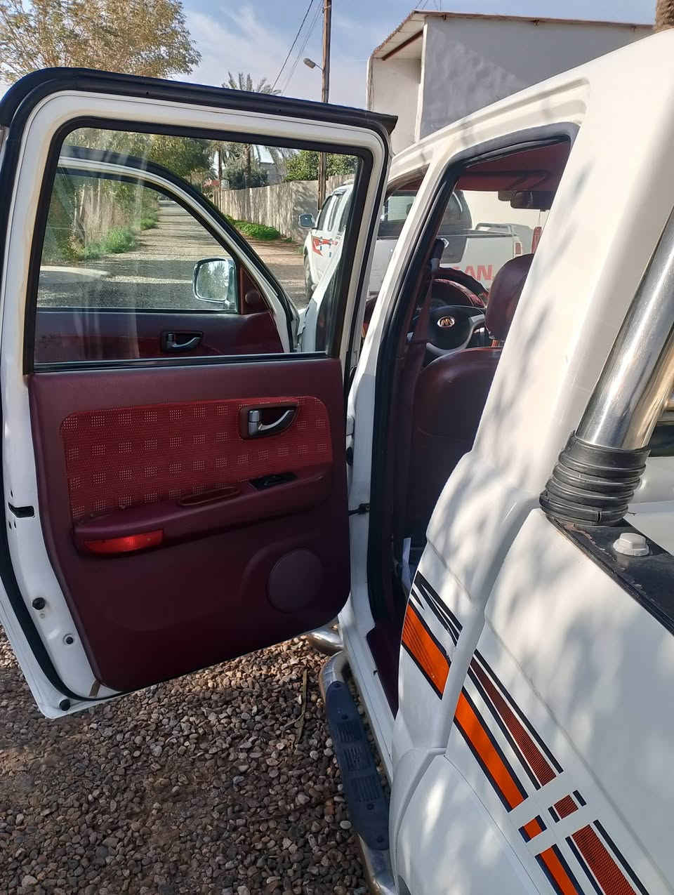 السلام عليكوم دبل قمارة ساكاي
نظافة فول موديل 2012
السعر 65
التواصل عالرقم ***********
