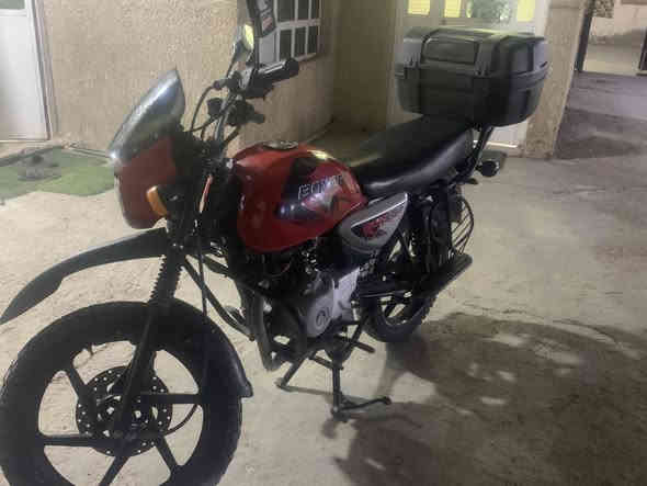 سلام عليكم بوكسر جبلي موديل 2021بدون أوراق دراجه مجفتا قبل سبوع دراجه بيها ملاحضات بصيطه سعر650وبيها مجال قليل وكفلك من سرقه ***********…***********بغداد تاجي
