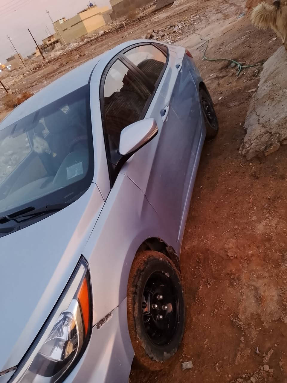 السلام عليكم ورحمه الله وبركاته سياره اكسنت للبيع موديل 15 سياره خليجي الماكينه 1400ا
*********** استفسار السعر 90 وبيهة مجال
