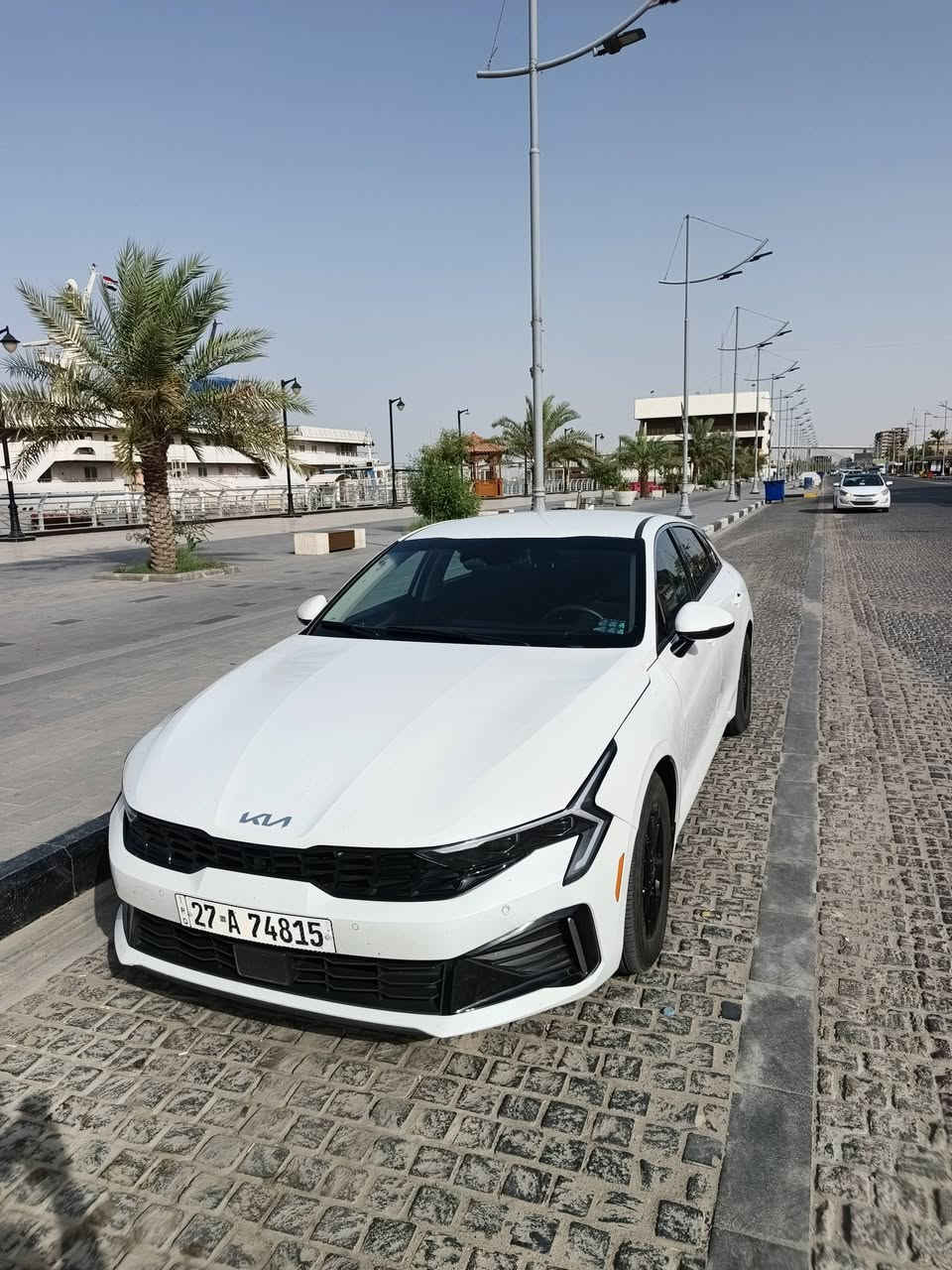 للبيع Kia K5 موديل 2025 زيرو
محرك 2500 وارد أمريكي 
السياره زيرو ماشيه 4 ميل قابل للزياده فوول عدا البانوراما
السيارة رقم شهداء ووكالة عامة باسم المشتري مباشرة ✅
استعمال خفيف جداً ونظافة فول،  الضربه موضحه بالصور بدون تبديل اي قطعه 
السعر: 210$ قابل للتفاوض للاتصال ‏‪***********‬‏
المكان :ذي قار
