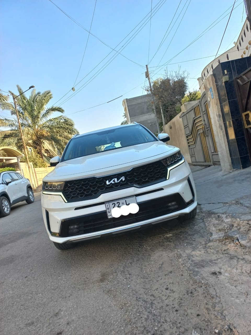 السلام عليكم . للبيع فقط
سورنتو 2023 خليجي
رقم اربيل - بآسمي (تحويل مباشر)
كفالة عامة. من الصبغ والبارد والتكحيل
7 راكب
3 قطع تبريد
محرك 2500
تشغيل عن بعد
السيارة جدأ نظيفة على وضع الشركة
جنطة كهرباء
كشنات كهرباء امامي وخلفي
حساسات امامي وخلفي
car play شاشة
بردات خلفية
ماشيه 59
دوشمة جلد جديدة
كروز سرعة
كير عصا - المرغوب
(4) انظمة قيادة
مكان السيارة بغداد الطالبيه ***********
