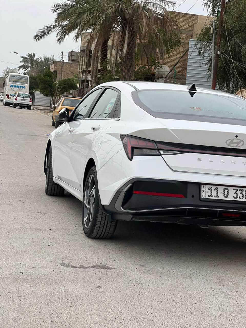 سلام عليكم النتره خليجي مكينه الفين دوش مديل ٢٤ ماشيه ٦٦ الف فول بيهه بارد بجاملغ لخلفي ولسونار مرفق بلمنشور  مكاني بغداد الشعب ولسعر ١٦٧ وبيهه مجال للشراي للستفسار اتصل عله ***********
