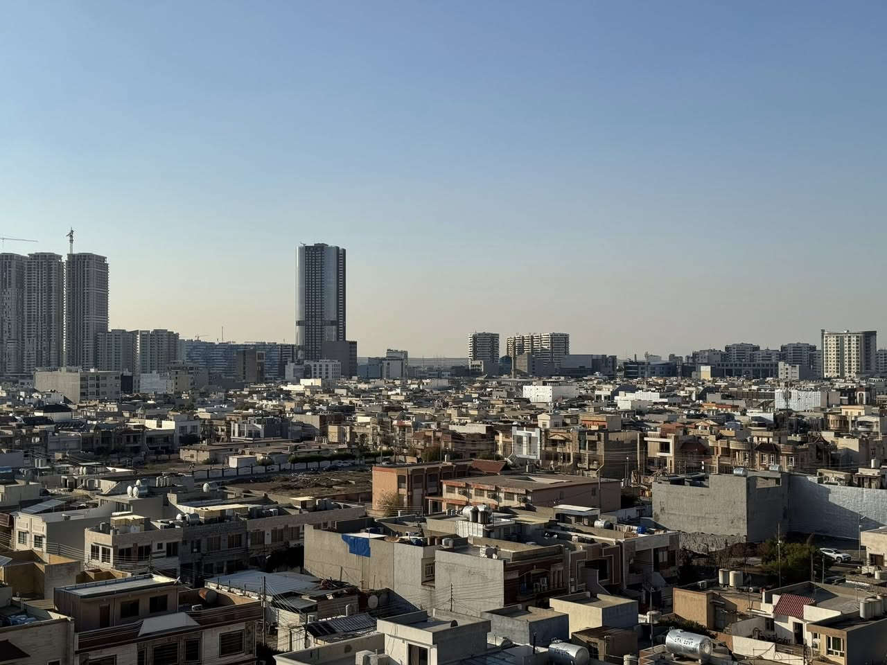 به ختياري توين تاوه ر 
شووقه يه كي يه ك ژووري بو كري 
٨١ م 
١+١ 
٤٠٠$
***********
