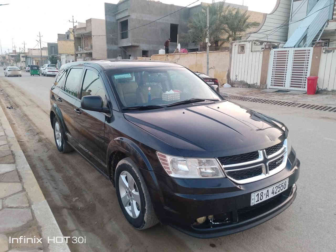 دوج جورني 2013
7راكب 3قطع تبريد 
محرك 2400 سلندر 4
ضربة الباب خلف سائق مع فتح البنيد 
سونار موجود رقم بابل 
سعر 107 بية مجال 
هذا رقمي ***********
